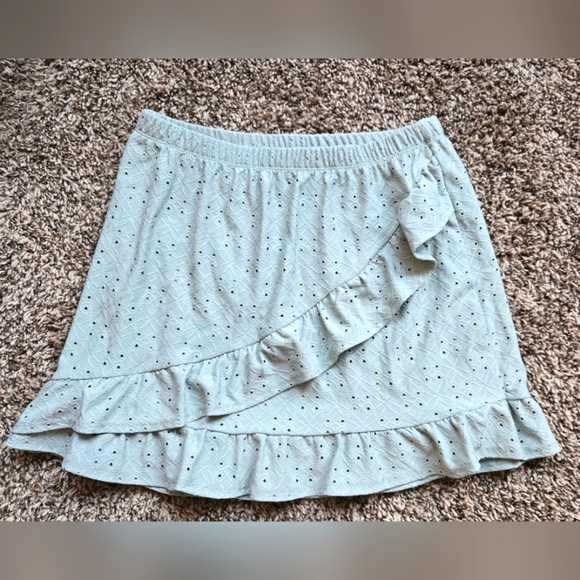wonder nation Other - *3/$20 Girls Ruffle Skirt Mint Green 14-16 (XL)